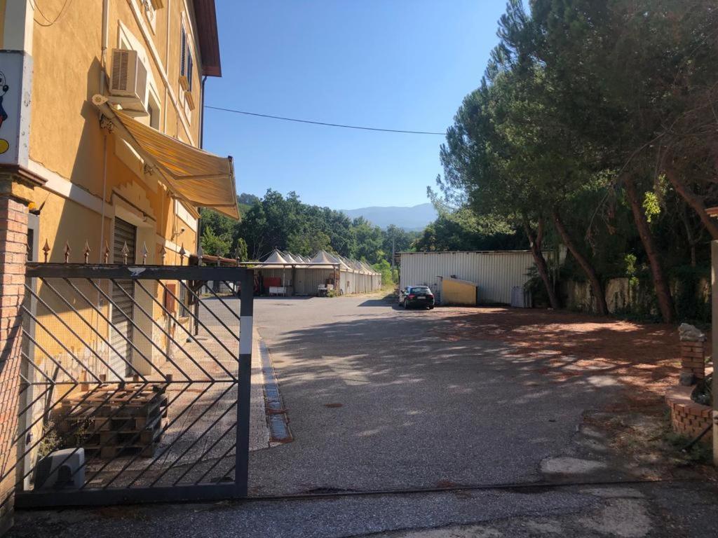 Mare O Montagna Lägenhet Cosenza Exteriör bild